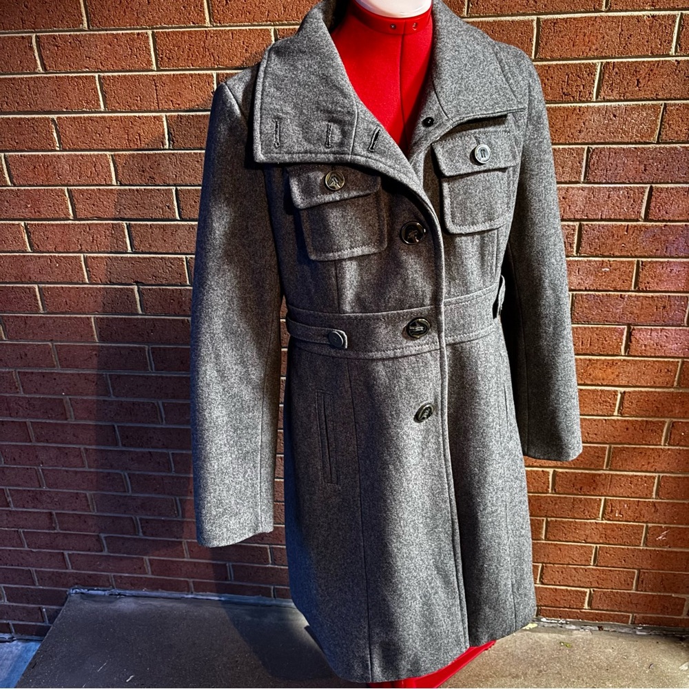 Woman’s size 6 Kenneth Cole New York Gray Trench Coat Wool Blend